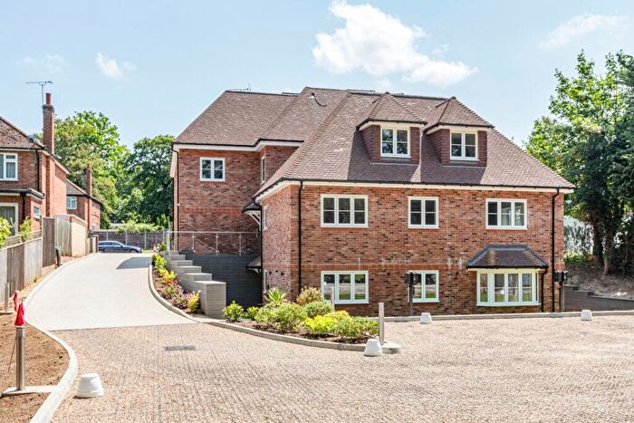 2 Bedroom Property For Sale In Sheerwater Road, West Byfleet, Surrey, KT14