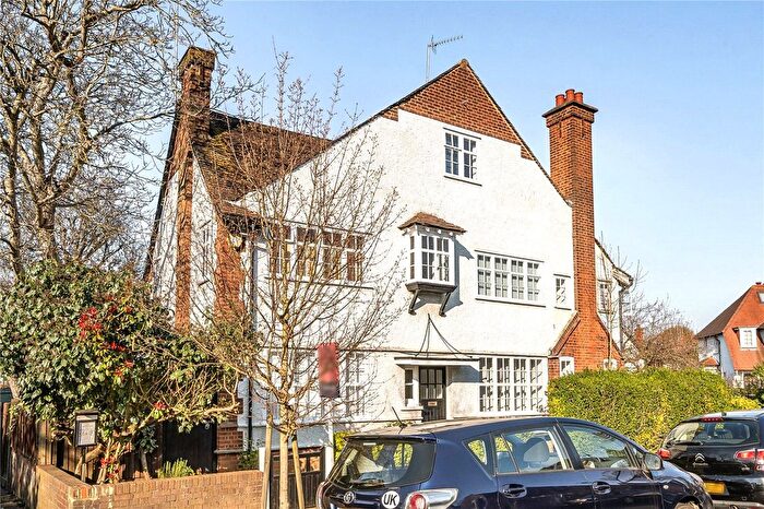5 Bedroom End Of Terrace House To Rent In Pitshanger Lane, Ealing, W5