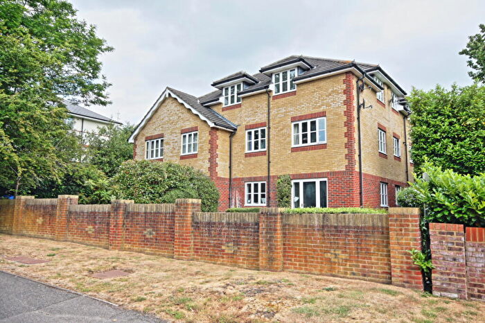 1 Bedroom Flat To Rent In Brooklyn Road, Woking, GU22