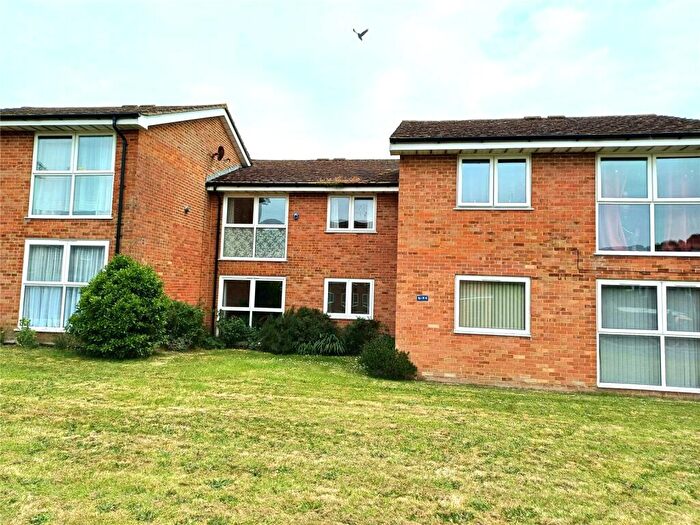 1 Bedroom Apartment For Sale In Armstrong Road, Bridport, DT6