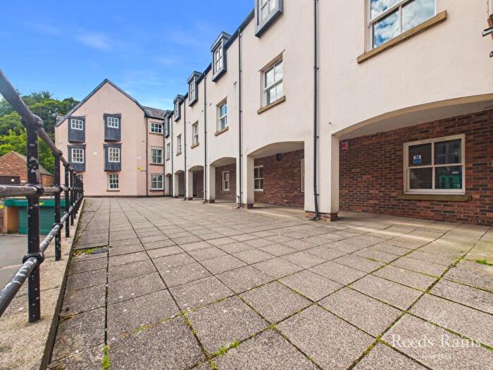 1 Bedroom Apartment For Sale In St. Andrews Court, New Elvet, Durham, DH1