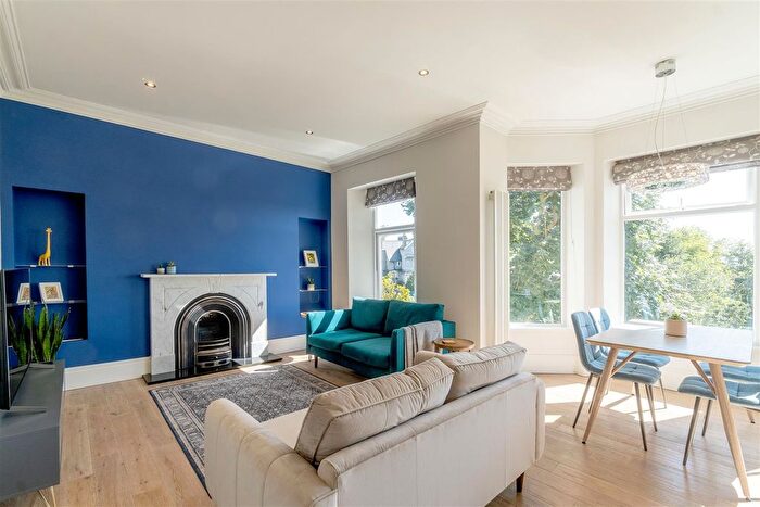 2 Bedroom Flat To Rent In Wilderness Road, Mannamead, Plymouth, PL3