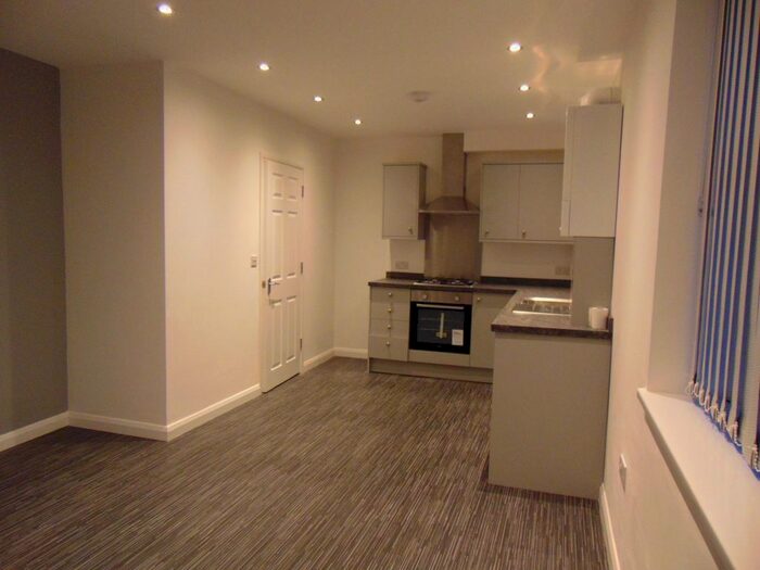 2 Bedroom Flat To Rent In Alliston Court, Northampton, NN2