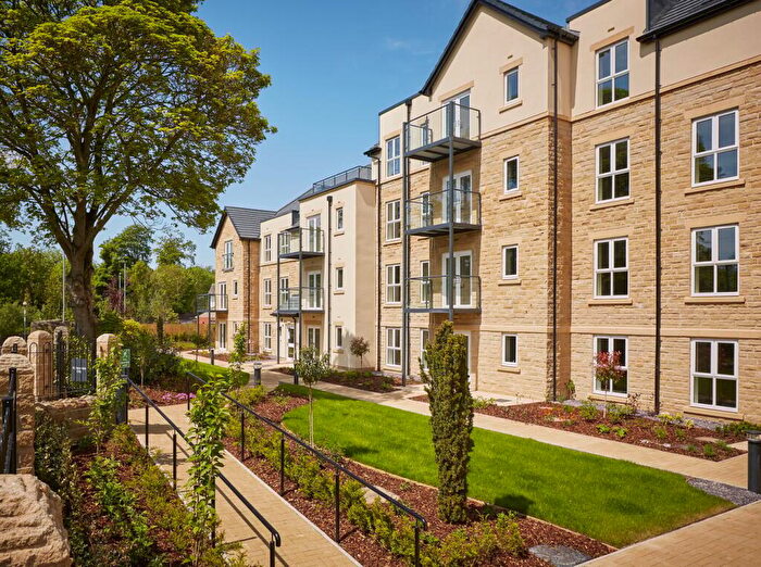 2 Bedroom Retirement Property For Sale In Bradford Road, Menston, LS29