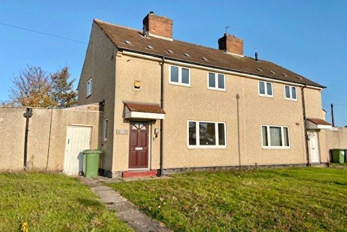 2 Bedroom Property To Rent In Green Park Drive, Bilston, WV14