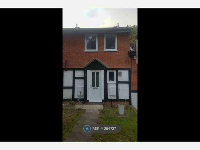 2 Bedroom Terraced House To Rent In Heritage Road, Chatham, ME5