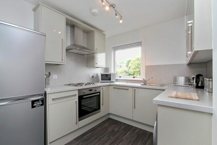 3 Bedroom Flat To Rent In Dudhope Street, City Centre, Dundee DD1