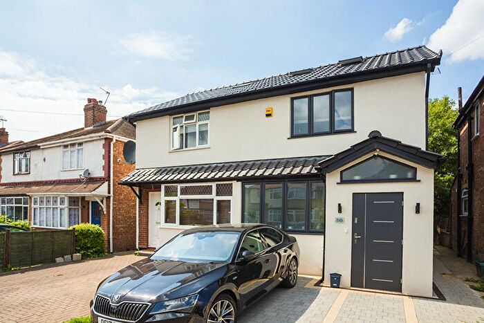 3 Bedroom Semi-Detached House For Sale In Wood End Gardens, Northolt, Middlesex, UB5