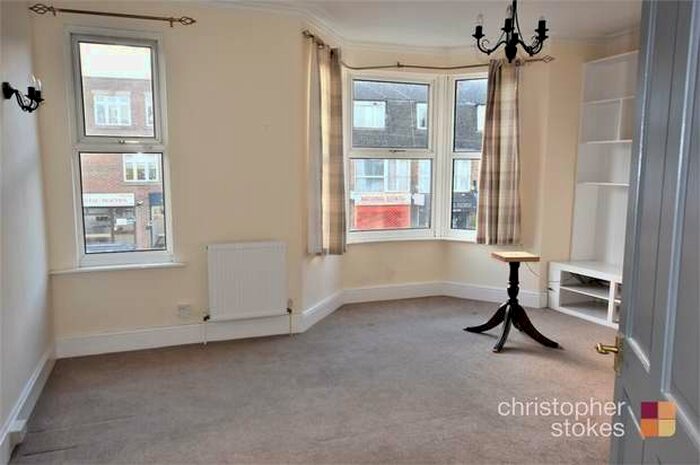 1 Bedroom Maisonette Flat To Rent In Turners Hill, Cheshunt, Hertfordshire, EN8