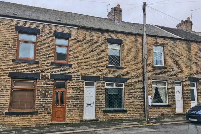 3 Bedroom Terraced House To Rent In Pontefract Road, Cudworth, Barnsley, S72