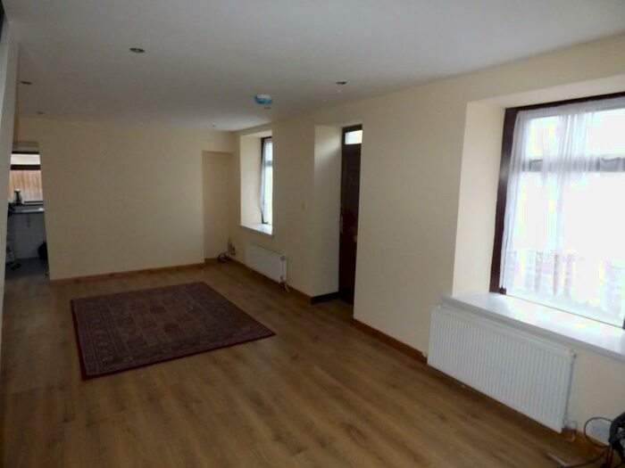 2 Bedroom End Of Terrace House To Rent In Hunter Street, Briton Ferry, Neath., SA11