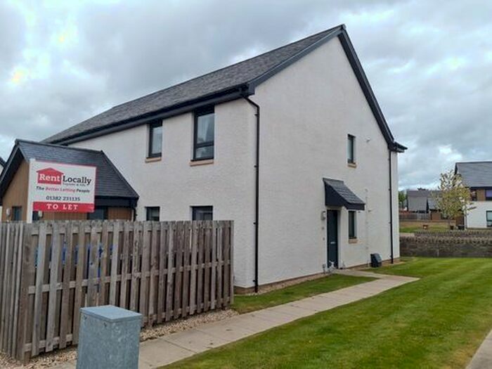 2 Bedroom Maisonette To Rent In Nethergrey Road, Dundee, DD2