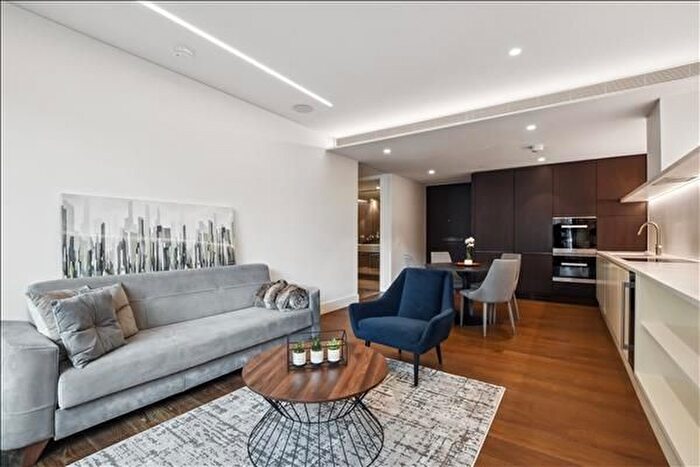 1 Bedroom Flat To Rent In Rathbone Place, London, W1T