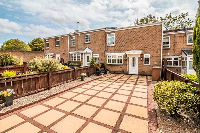 3 Bedroom Terraced House For Sale In Laburnum Avenue, Harraton, Washington, NE38