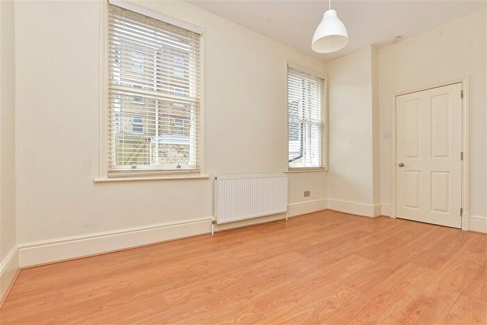2 Bedroom Flat For Sale In Edgar Road, Cliftonville, Margate, Kent, CT9