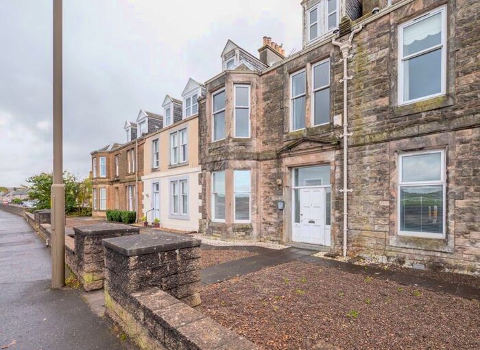 2 Bedroom Flat To Rent In Pittencrief Court, Musselburgh EH21