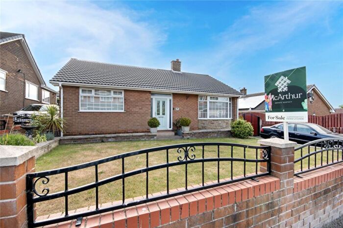 3 Bedroom Bungalow For Sale In Grovsenor Road, Harworth And Bircotes, Doncaster, DN11