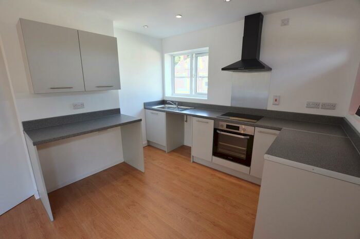 2 Bedroom Flat To Rent In Richmond Road, Richmond, Sheffield, S13