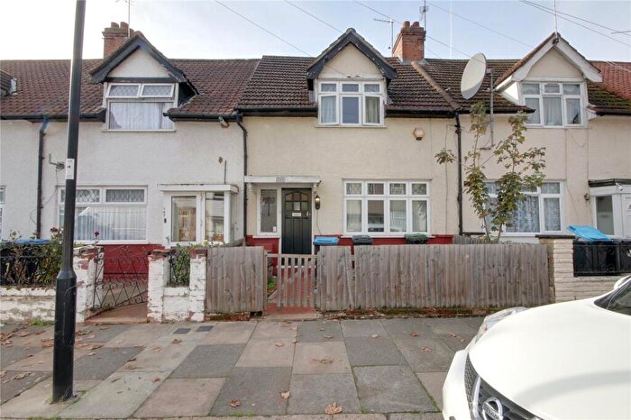 3 Bedroom Terraced House For Sale In Chichester Road, London, N9