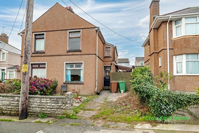 2 Bedroom Semi-Detached House For Sale In Marina Road, West Park, PL5