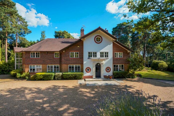 6 Bedroom Detached House To Rent In Camp End Road, St George's Hill, KT13