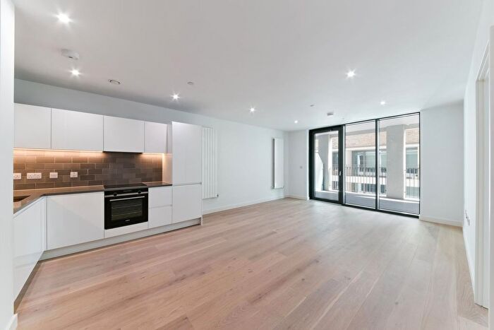 1 Bedroom Flat To Rent In Pinnacle House, Royal Wharf, London, E16