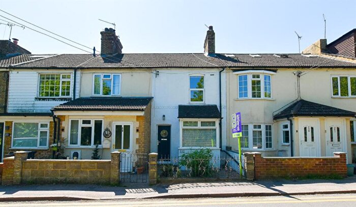 2 Bedroom Terraced House For Sale In Rochester Road, Burham, ME1