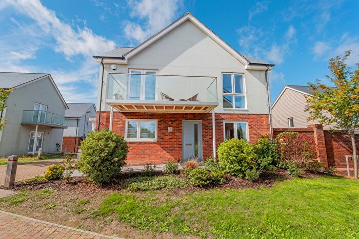 3 Bedroom Detached House For Sale In High Tree Lane, Tunbridge Wells, TN2