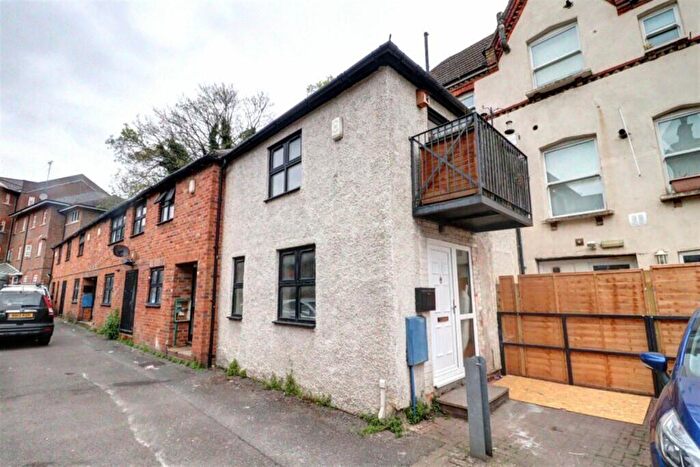 1 Bedroom House To Rent In Station Close, HP13