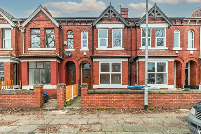 3 Bedroom Terraced House For Sale In Kings Road, Old Trafford, Manchester, M16