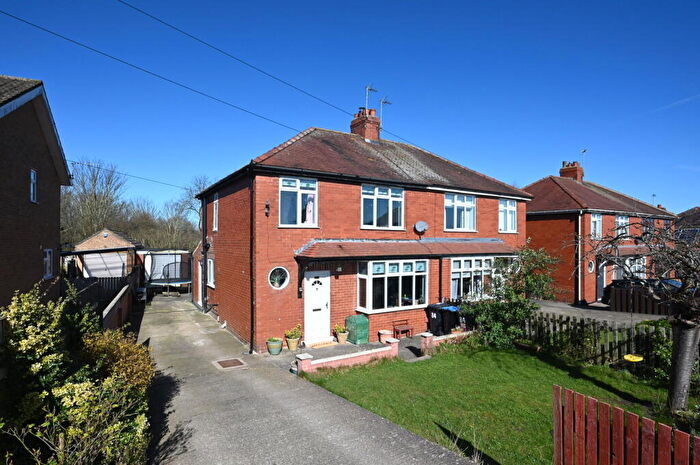 3 Bedroom Semi-Detached House For Sale In Whitcliffe Lane, Ripon, HG4