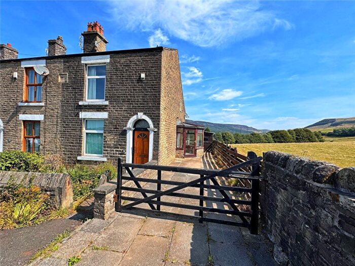 2 Bedroom End Terrace House For Sale In Padfield Main Road, Hadfield, Glossop, Derbyshire, SK13
