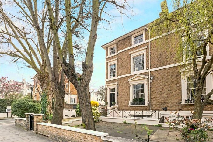 3 Bedroom Flat To Rent In Warwick Avenue, Little Venice, London, W9