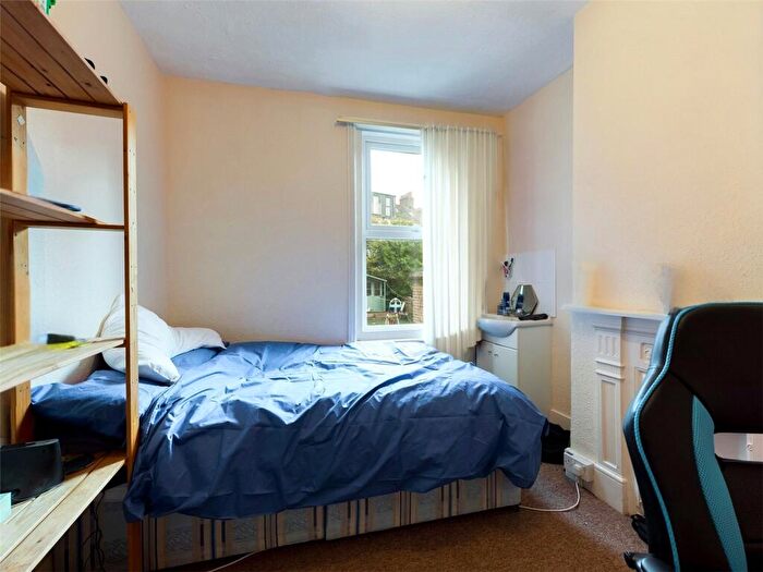 1 Bedroom Terraced House To Rent In Osborne Road, Brighton, BN1