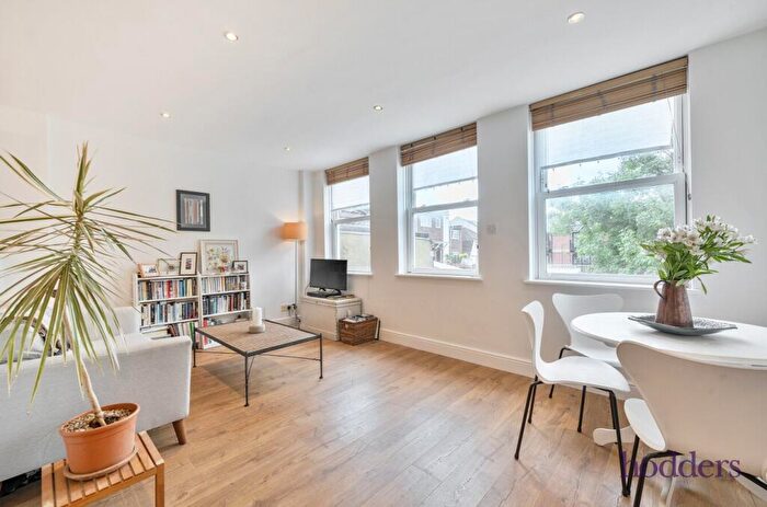 2 Bedroom Apartment To Rent In Chertsey, Surrey, KT16
