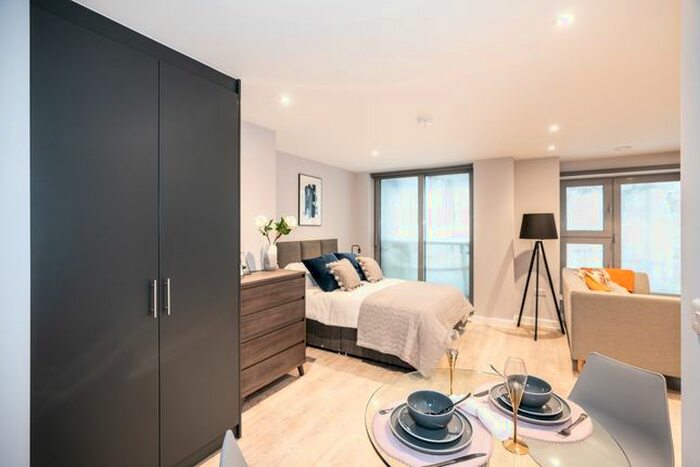 Studio To Rent In Queensway, Stevenage, SG1