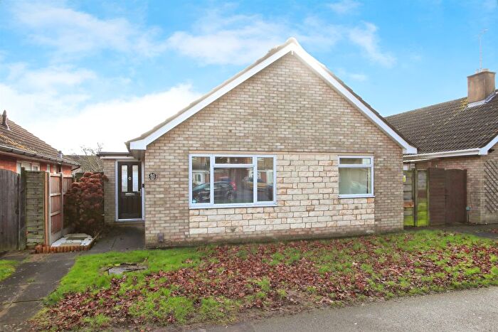 3 Bedroom Detached Bungalow For Sale In Meynell Walk, Peterborough, PE3