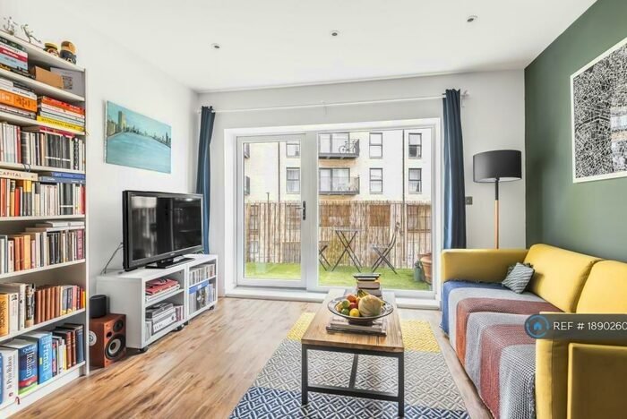 1 Bedroom Flat To Rent In Rolfe Terrace, London, SE18