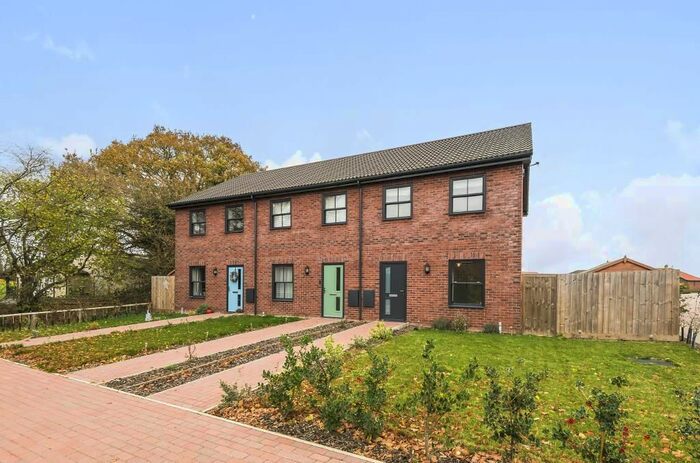 2 Bedroom End Of Terrace House For Sale In The Street, Raydon, Ipswich, IP7