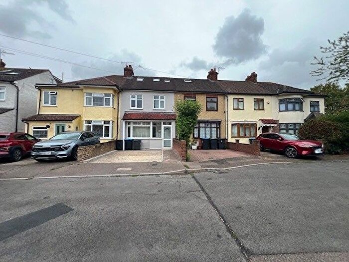 3 Bedroom Terraced House To Rent In Audley Gardens, Waltham Abbey, EN9