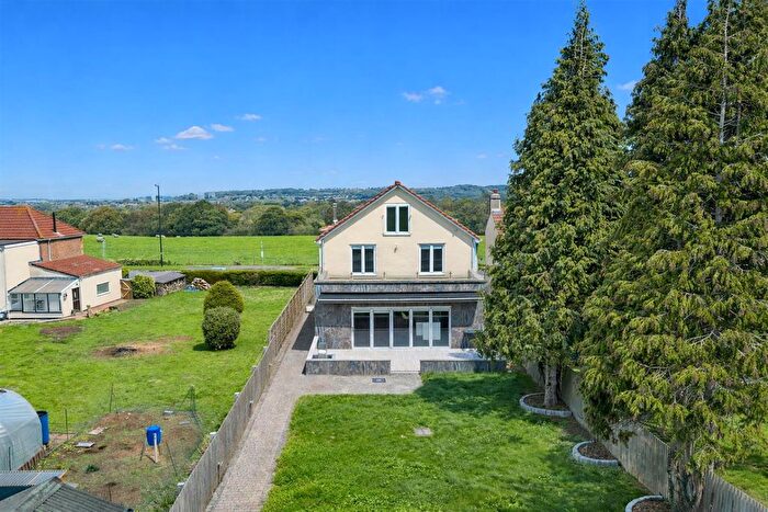 5 Bedroom Detached House To Rent In Martcombe Road, Easton-In-Gordano, BS20