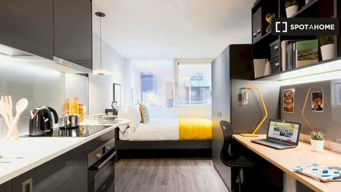 Studio To Rent In -30 Glasshouse Yard, EC1A