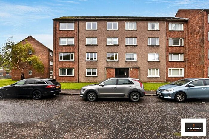 3 Bedroom Flat For Sale In Millburn Road, Renfrew, PA4