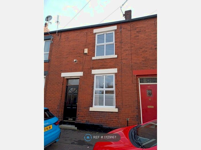 2 Bedroom Terraced House To Rent In Osborne Street, Rochdale, OL11