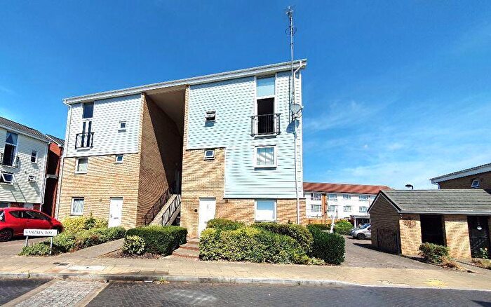 1 Bedroom Flat For Sale In Merlin Walk, Birmingham, B35