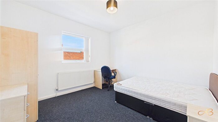 1 Bedroom Detached House To Rent In Woodlands Road, Middlesbrough, North Yorkshire, TS1