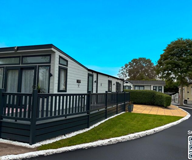 2 Bedroom Bungalow For Sale In Park Lane Holiday Homes, Park Lane, Meols, Wirral, Merseyside, CH4