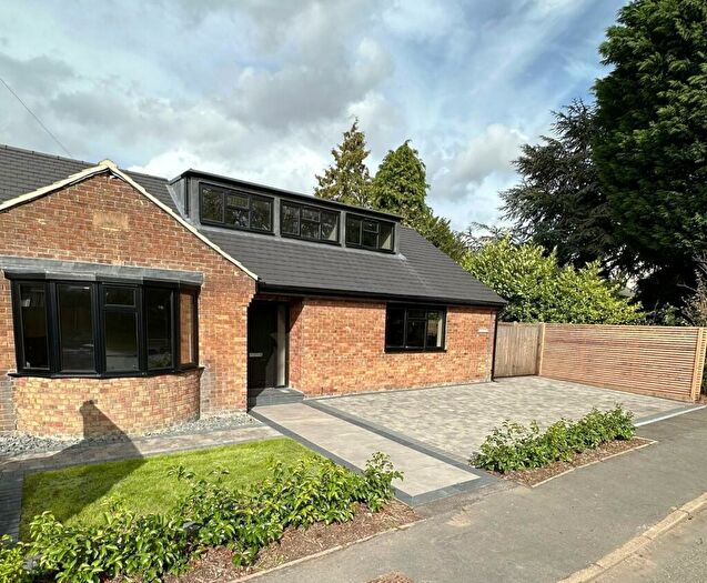 5 Bedroom Detached House For Sale In Spridlington Road, Faldingworth, LN8