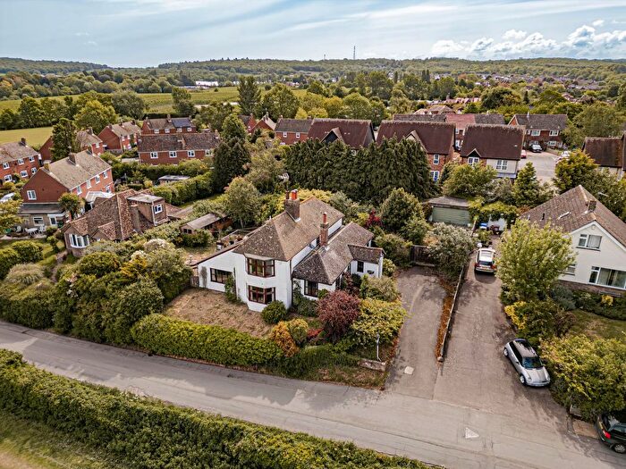 4 Bedroom Detached House For Sale In Bull Lane, Boughton-Under-Blean, ME13