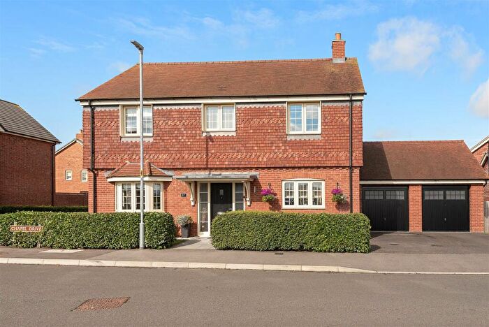 4 Bedroom Detached House For Sale In Chapel Drive, Aston Clinton, HP22